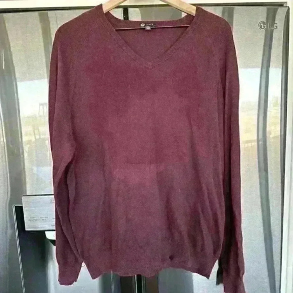 J.Crew SZ‎ large men’s V-neck sweater burgundy long sleeve 5% cashmere